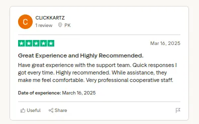 Review card screenshot for Muhammad Kamran Jillani praising Hoster.pk's cooperative support team